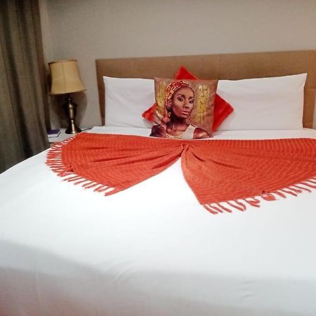 Shoes Guest House 2 乌姆塔塔 外观 照片